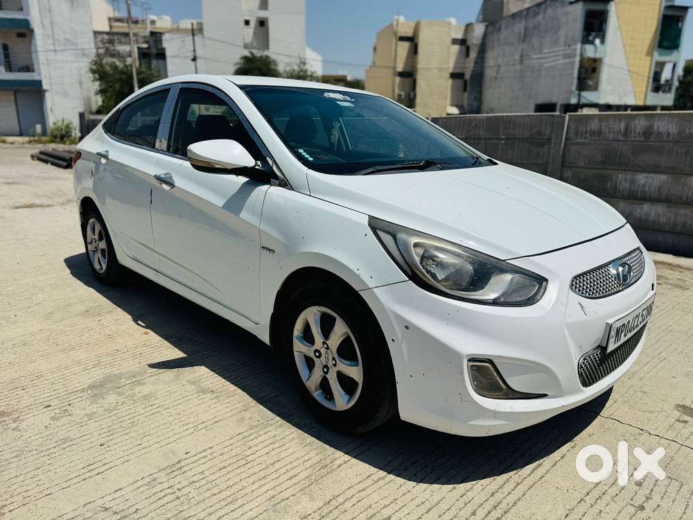Hyundai Verna 2015-2016 1.4 Vtvt, 2013, Petrol