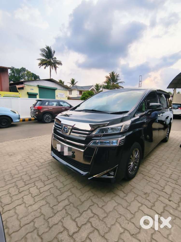 Toyota Vellfire, 2023, Diesel