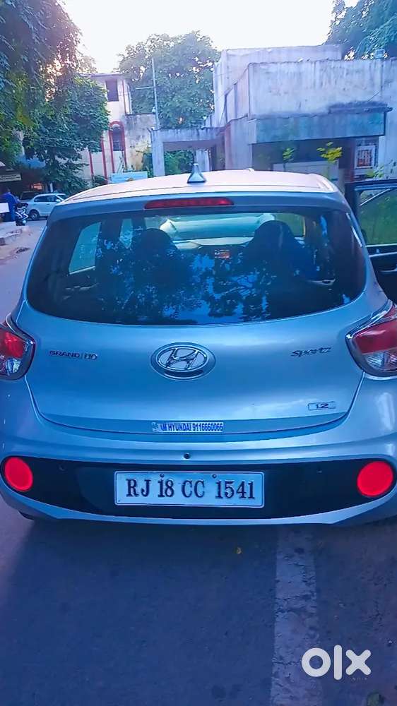 Hyundai Grand I10 2017 Petrol 81000 Km Driven