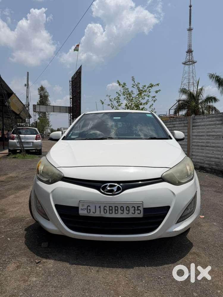 Hyundai I20 Petrol Manual 2013