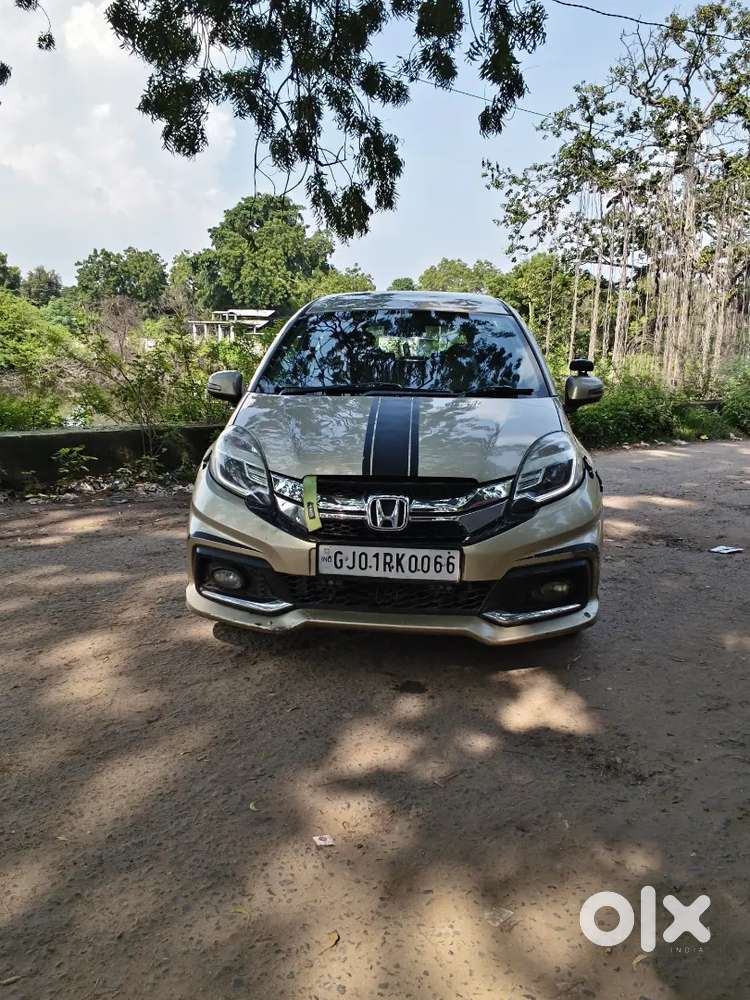 Honda Mobilio Rs 2015
