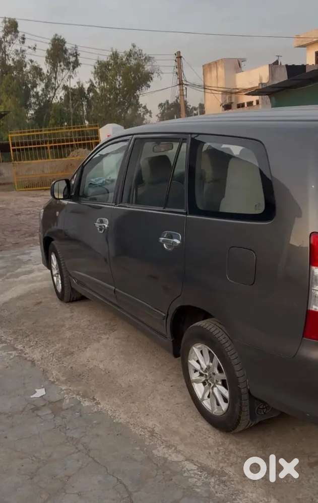 Toyota Innova 2014  6.5 Lac Minimum