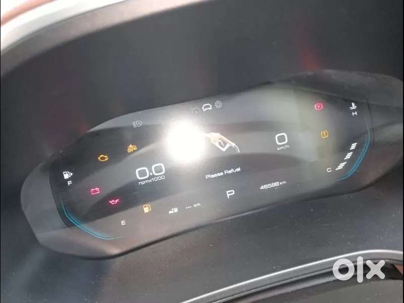 Mg Hector Plus Savvy Pro 1.5 Turbo Petrol Cvt 7 Str Dual Tone, 2023,..