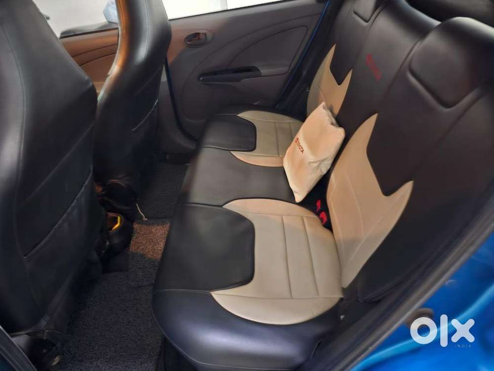 Toyota Etios Liva 2011 Petrol 90000 Km Driven