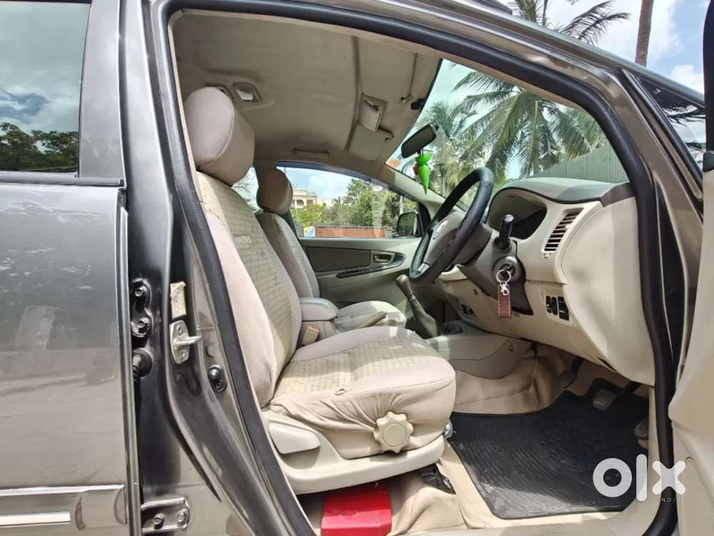 Toyota Innova, 2010, Diesel