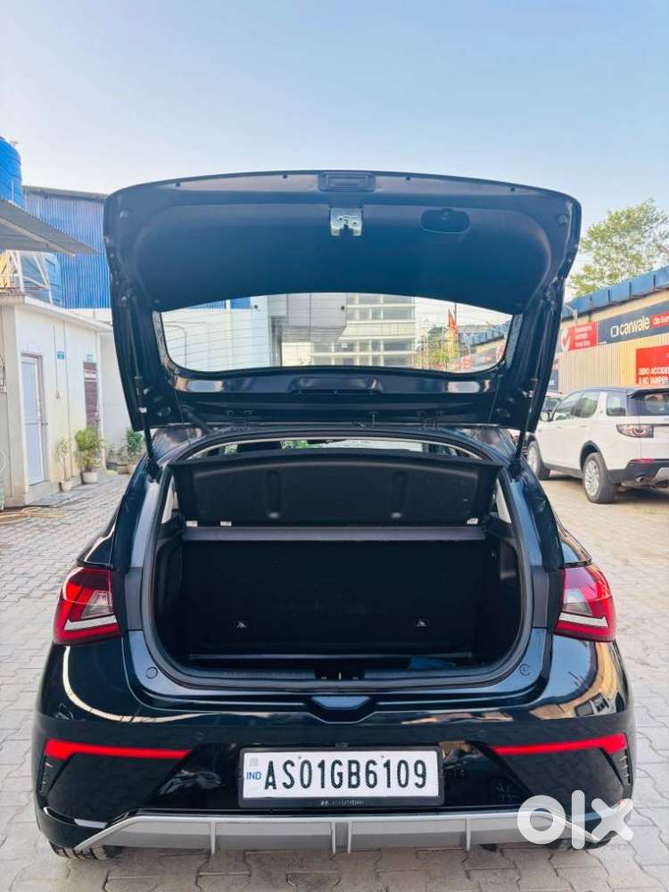 Hyundai I20 Asta (o) 1.2 Mt Dual Tone, 2024, Petrol