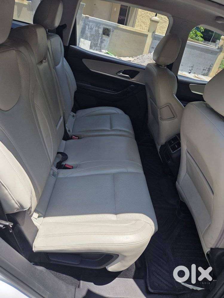 Mahindra Xuv700 2.2 Ax 7 Diesel At Luxury Pack Str, 2024, Diesel