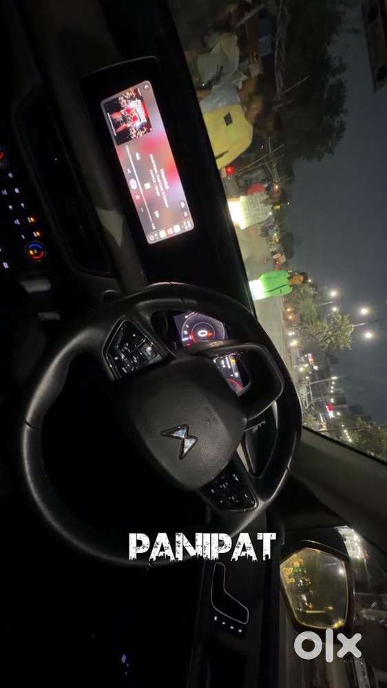 Mahindra Xuv700 2024 Diesel Well Maintained