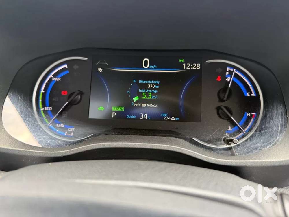Toyota Innova Hycross 2.0 Zx (o) Hybrid 7 Str, 2024, Petrol