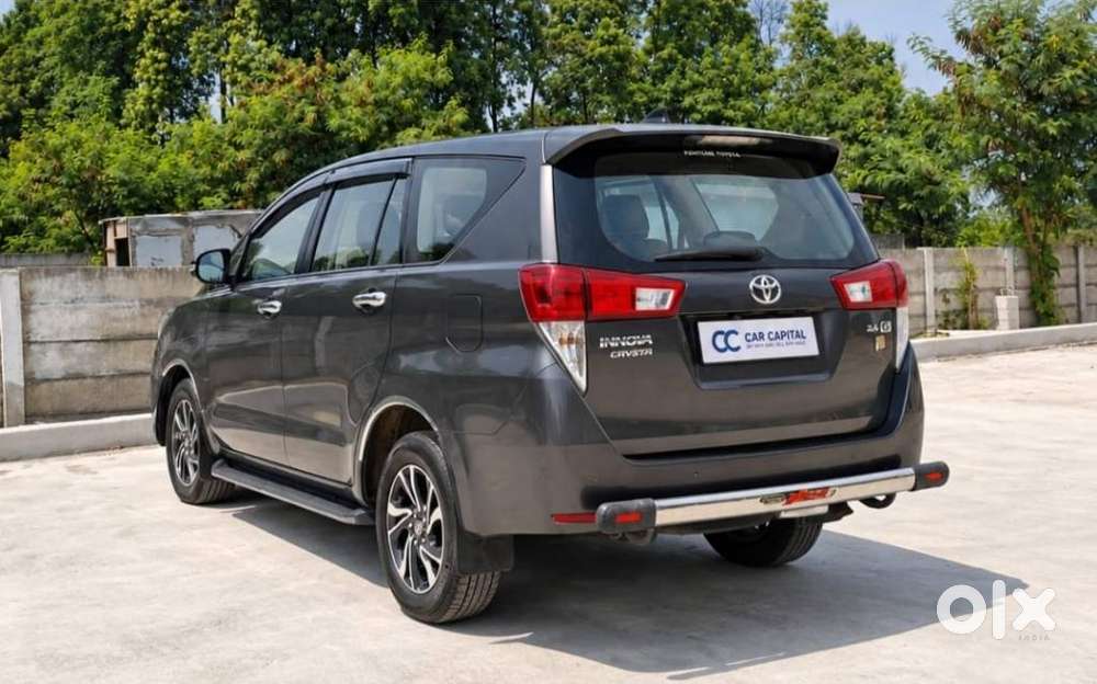 Toyota Innova Crysta 2.4 G Mt 8s, 2022, Diesel