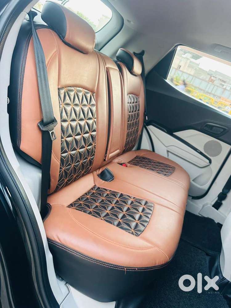 Mahindra Xuv300 W6, 2023, Petrol