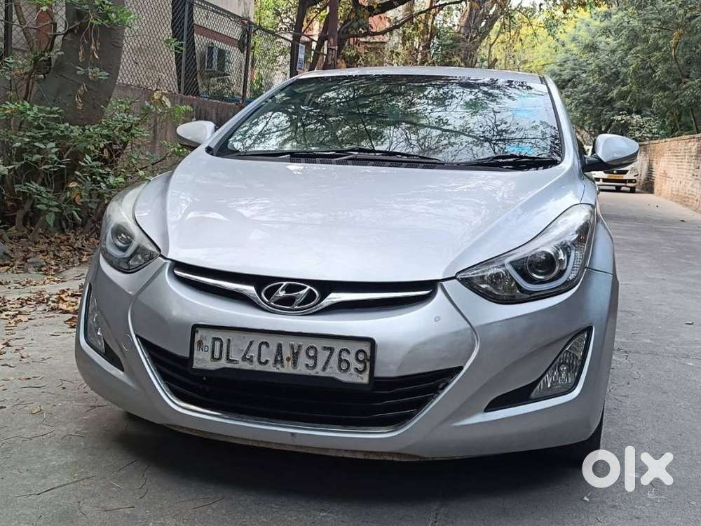 Hyundai Elantra 1.8 Sx Mt, 2015, Petrol