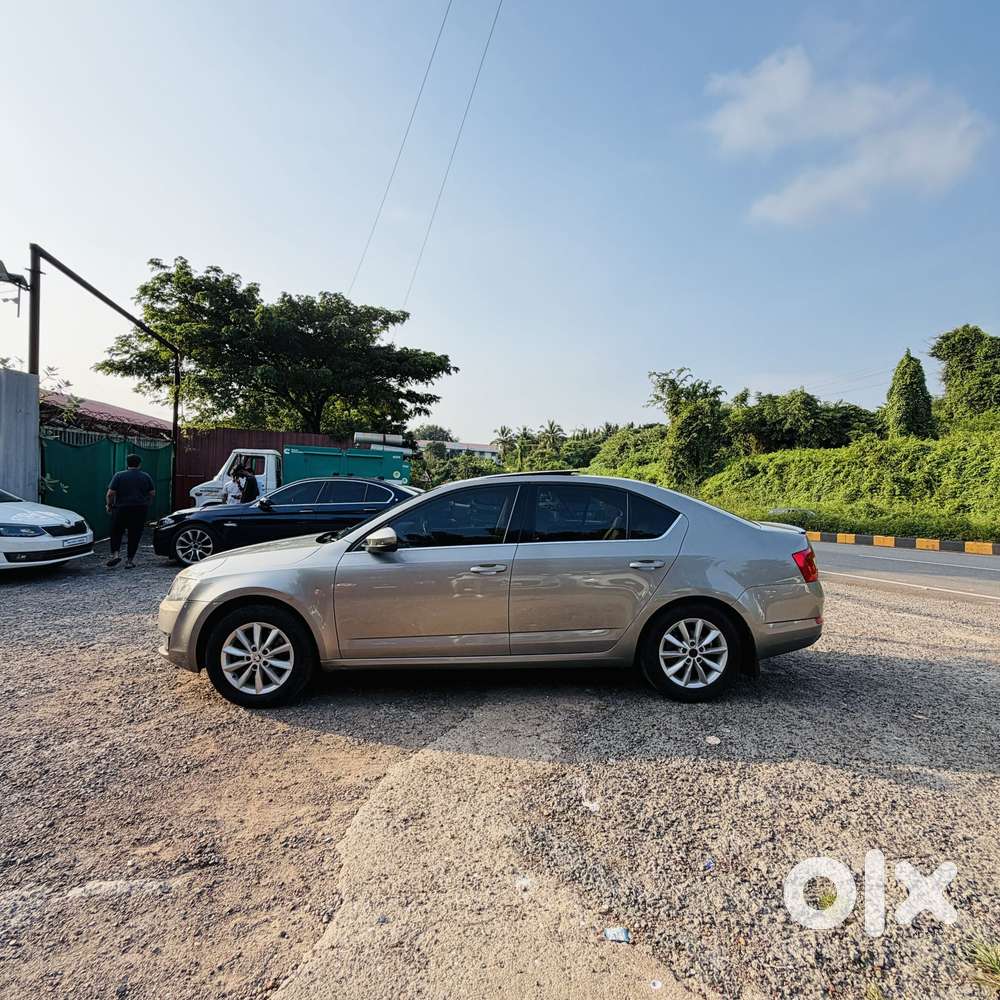 Skoda Octavia 1.8 Tsi Style At, 2015, Petrol