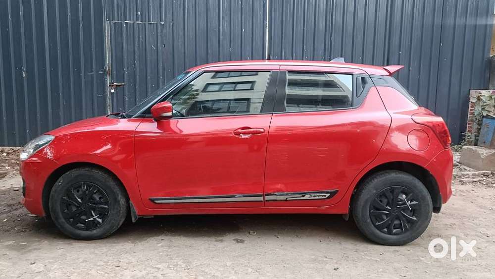 Maruti Suzuki Swift Vxi Ags, 2021, Petrol