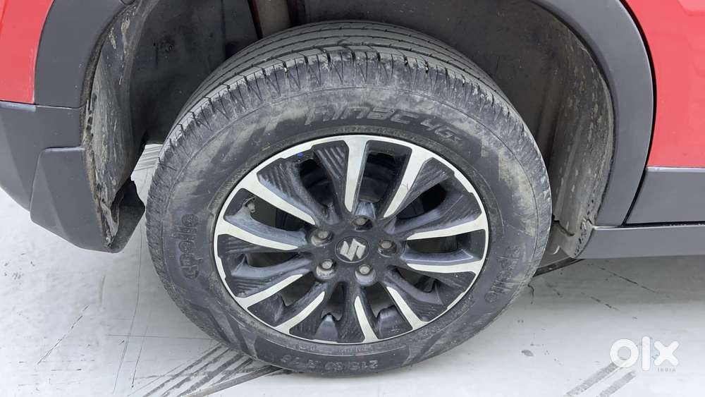 Maruti Suzuki Vitara Brezza 1.5 Zxi Plus Dual Tone, 2022, Petrol