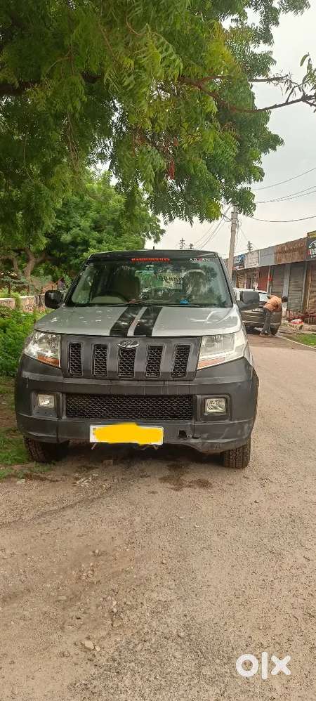 Mahindra Tuv 300 2015