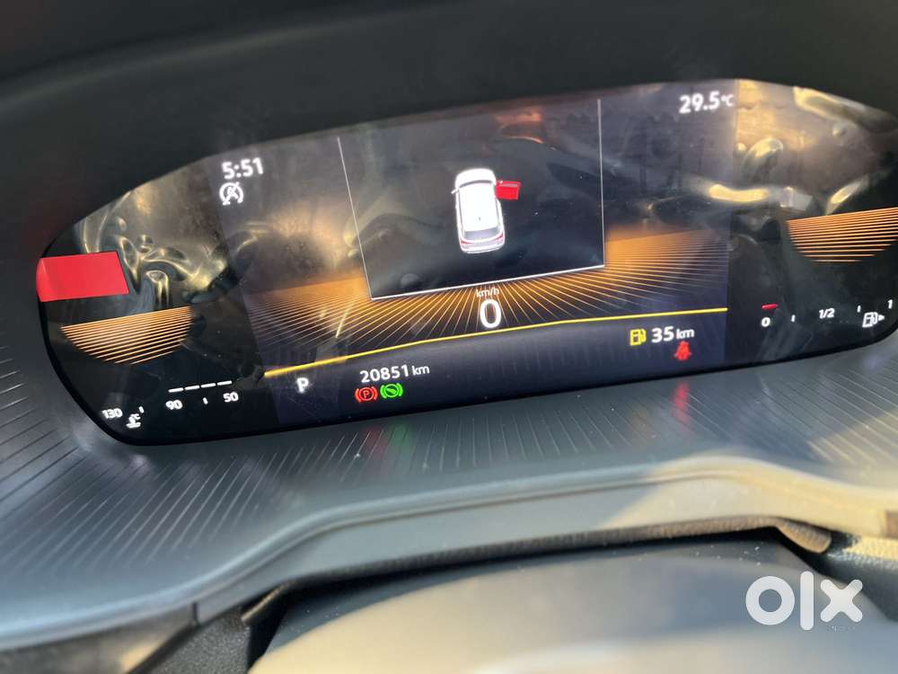 Skoda Kushaq 1.0 Tsi Style At (6 Airbags), 2022, Petrol