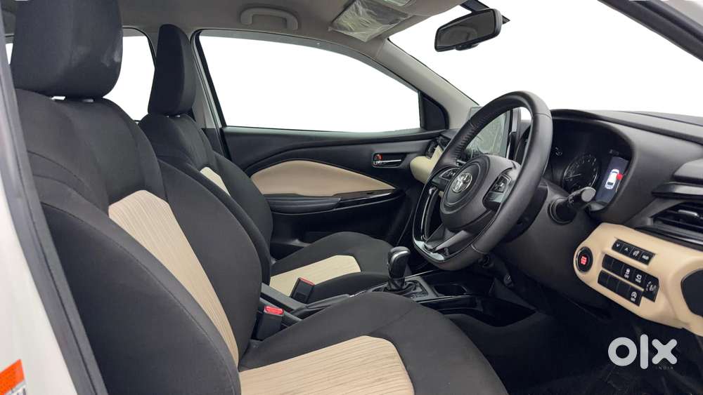 Toyota Glanza 1.2 V Amt, 2022, Petrol