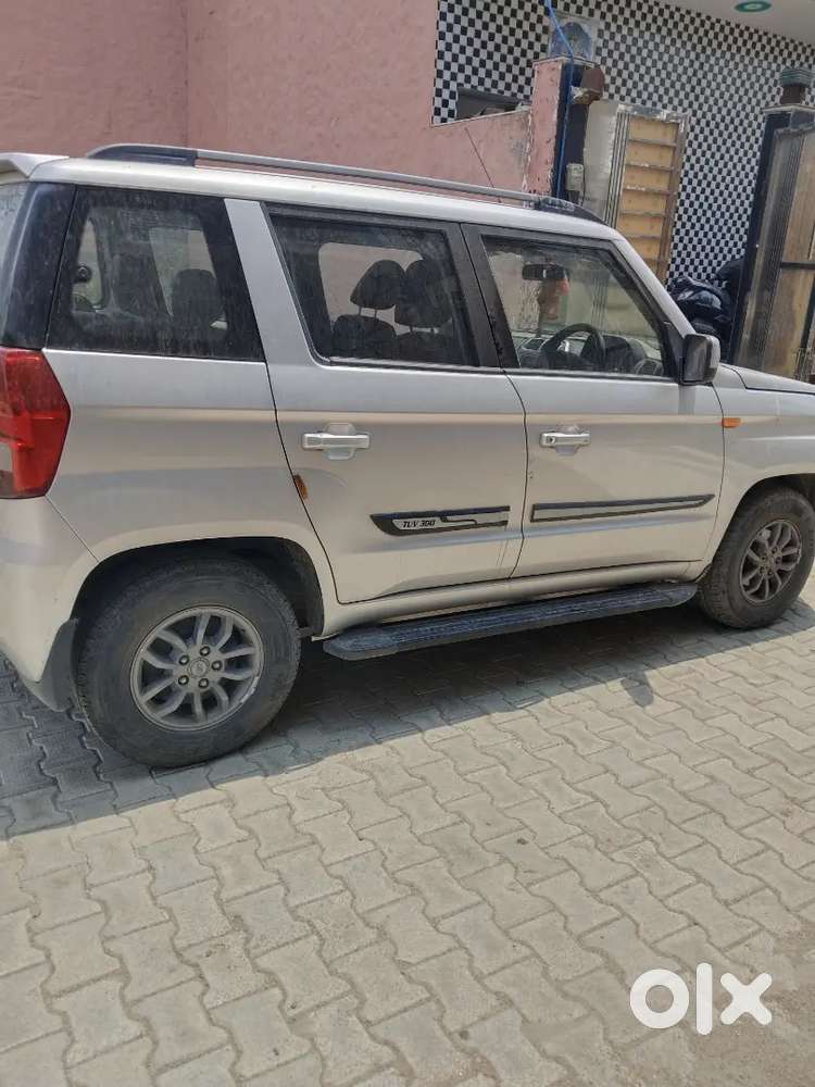 Mahindra Tuv 300 2019