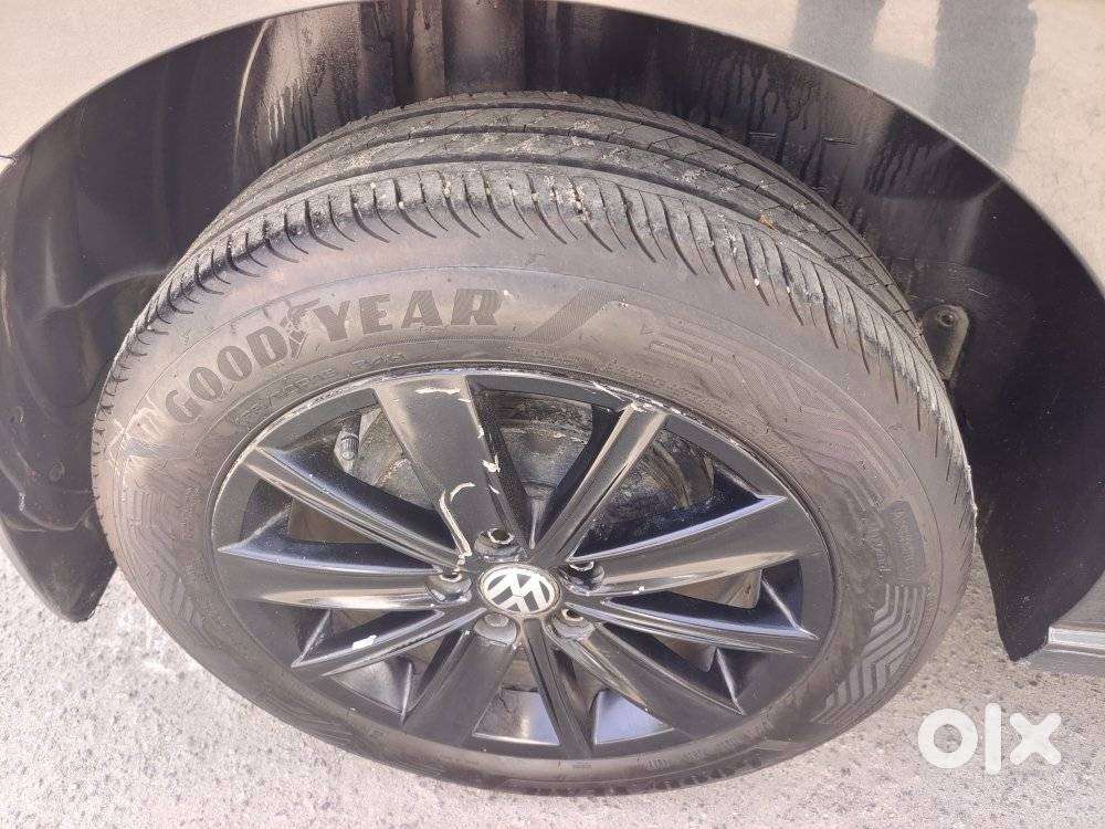 Volkswagen Vento 1.2 Tsi Highline At, 2018, Petrol