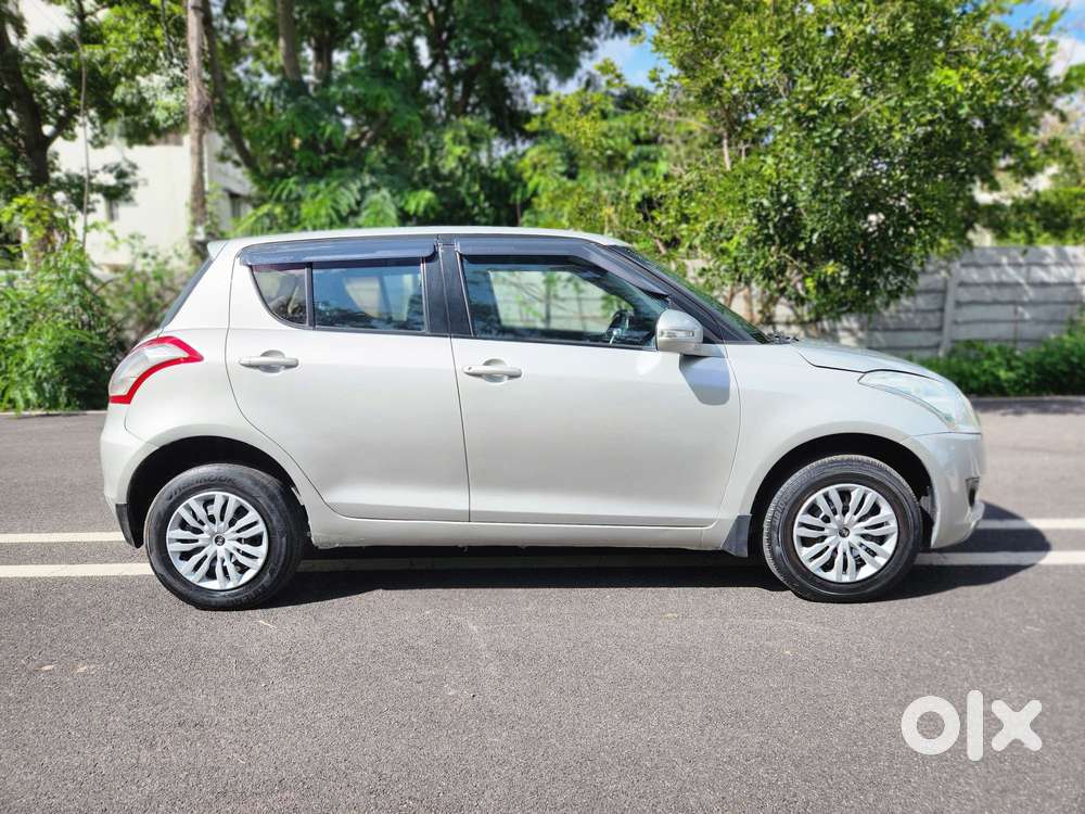 Maruti Suzuki Swift VXI with ABS, 2011, Petrol