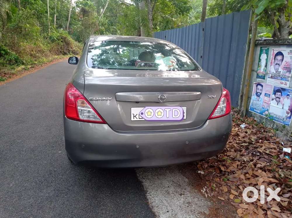 Nissan Sunny 2012 Xv Petrol 31/12/2012 Reg.