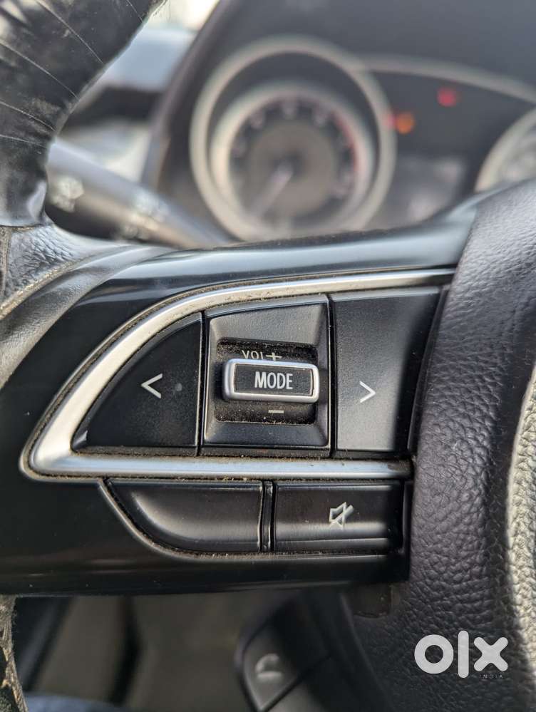 Maruti Suzuki Dzire Vxi Ags, 2021, Petrol
