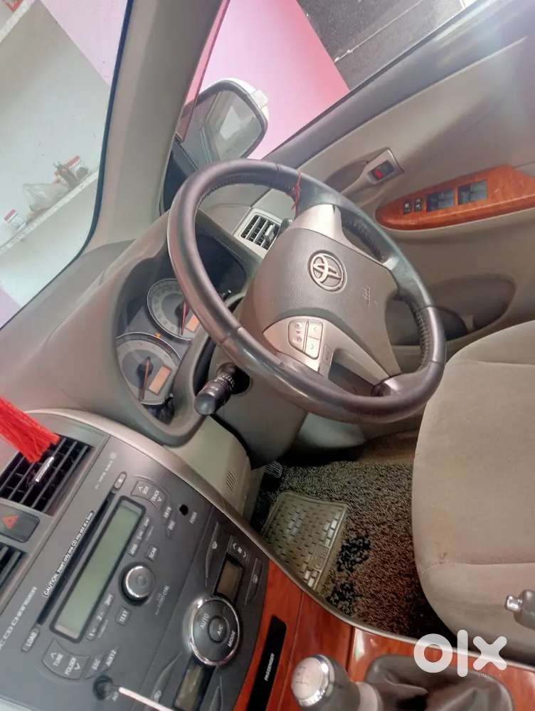 Toyota Corolla Altis 2011