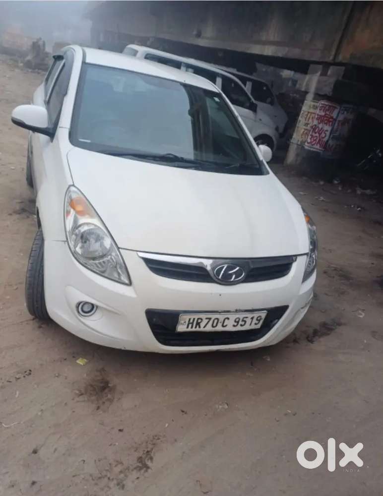 Hyundai I20 2012 Diesel 90000 Km Driven