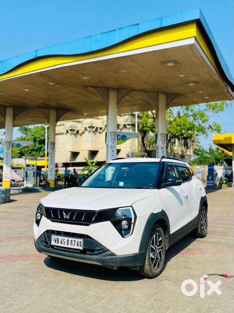Mahindra Xuv 3xo Ax5 Ds Mt, 2025, Diesel