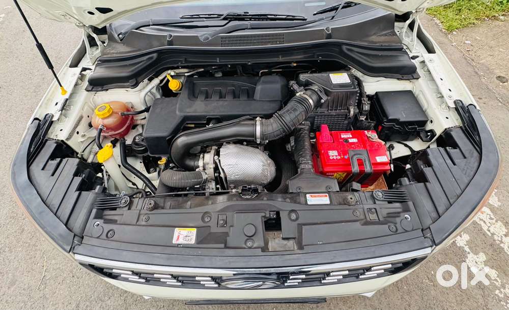 Mahindra Xuv300 W8 (o) 1.5 Diesel Amt, 2019, Diesel