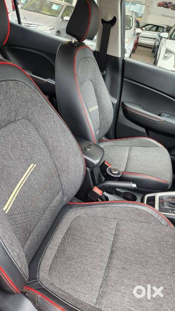 Hyundai Venue 1.0 Sx Plus Turbo Dct Dual Tone, 2021, Petrol