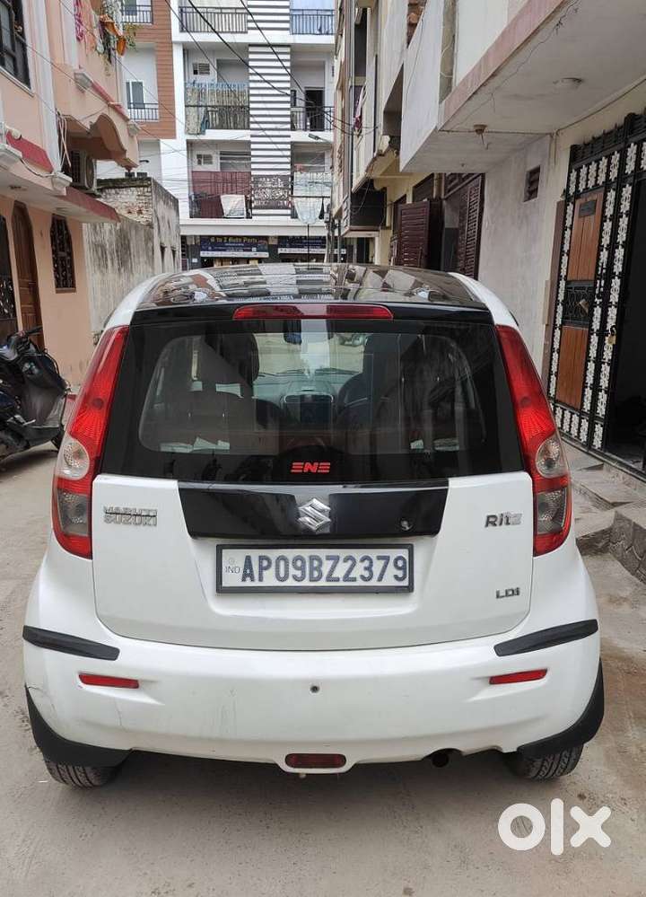 Maruti Suzuki Ritz Ldi Bs-iv, 2010, Diesel