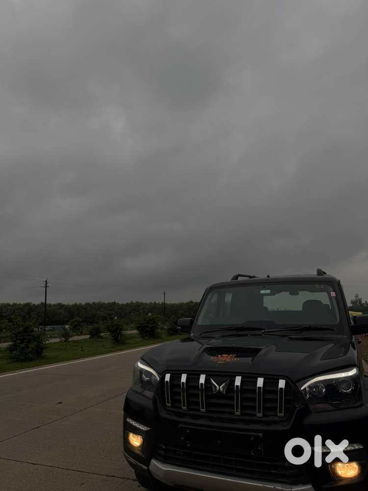 Mahindra Scorpio 2025 Diesel Manual