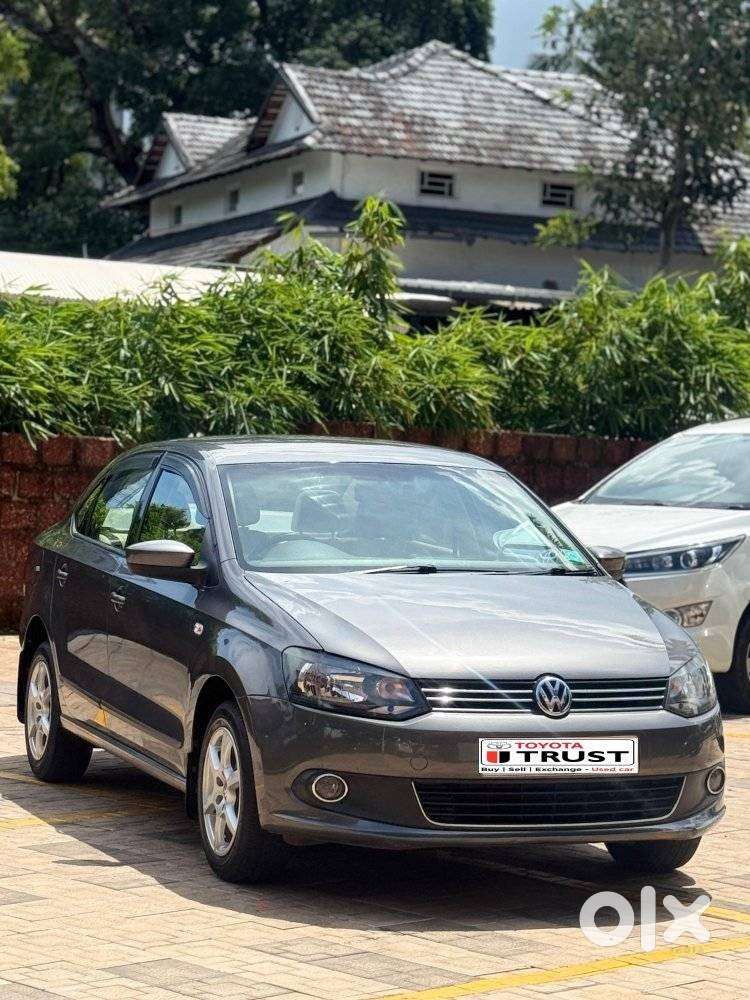 Volkswagen Vento Petrol Highline, 2013, Petrol