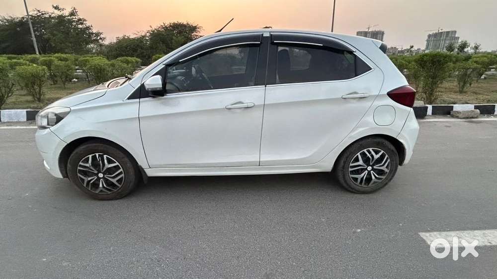 Tata Car Hybrid 2017