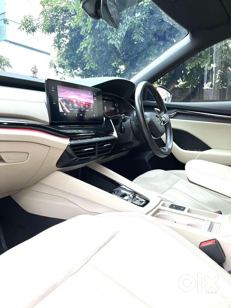 Skoda Octavia 2.0 Style TSI AT, 2022, Petrol