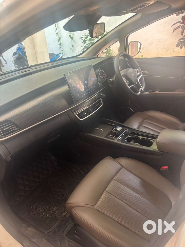 Byd Emax 7 Superior Nov 2024