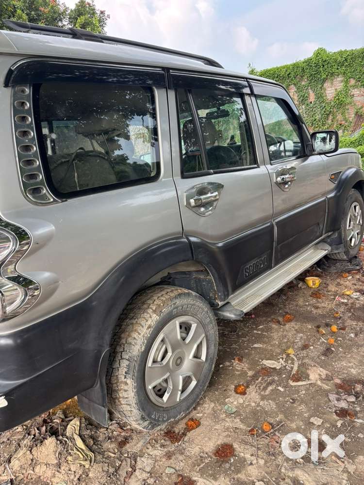 Mahindra Scorpio Diesel Manual 2018
