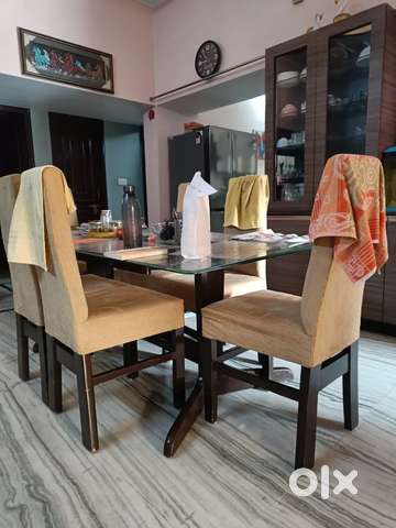 6 seater 2024 dining table olx