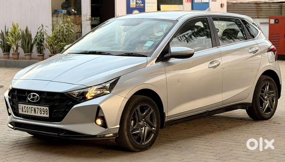 Hyundai I20 Sportz 1.2 Ivt, 2023, Petrol