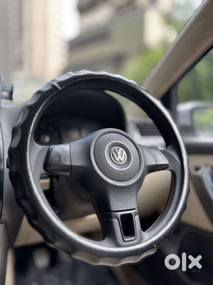 Volkswagen Vento 2013-2015 Magnific 1.6 Comfortline, 2014, Petrol