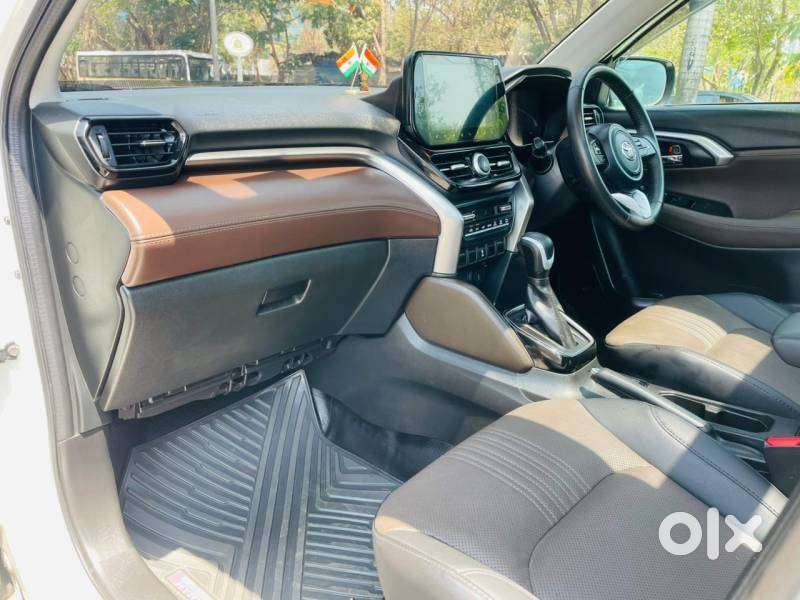 Toyota Urban Cruiser Hyryder 1.5 V Hybrid, 2025, Petrol