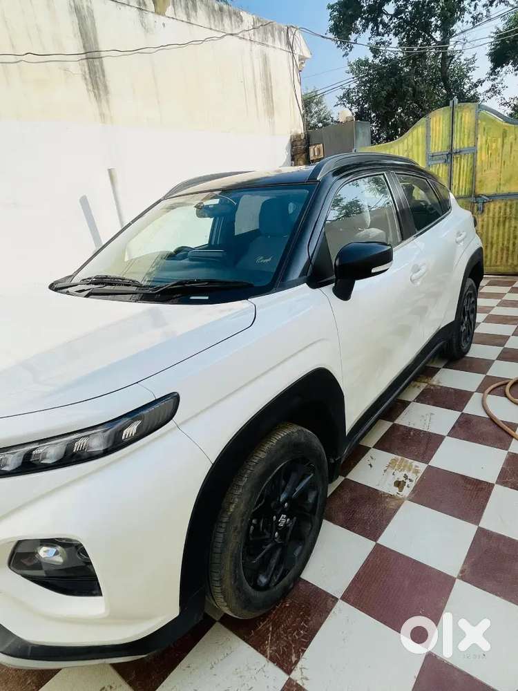 With Service Record Car Showroom Condition