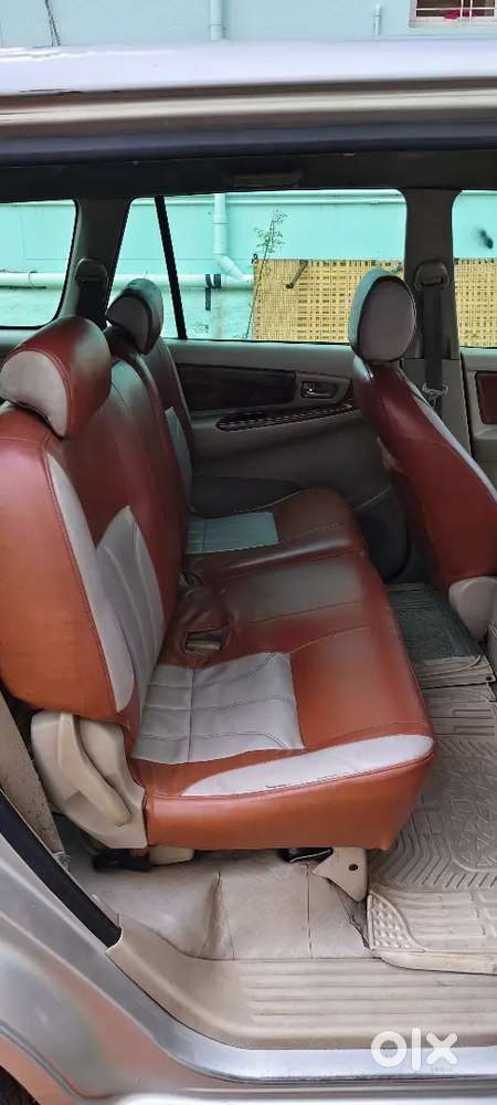 Toyota Innova 2.5 V 8 2008