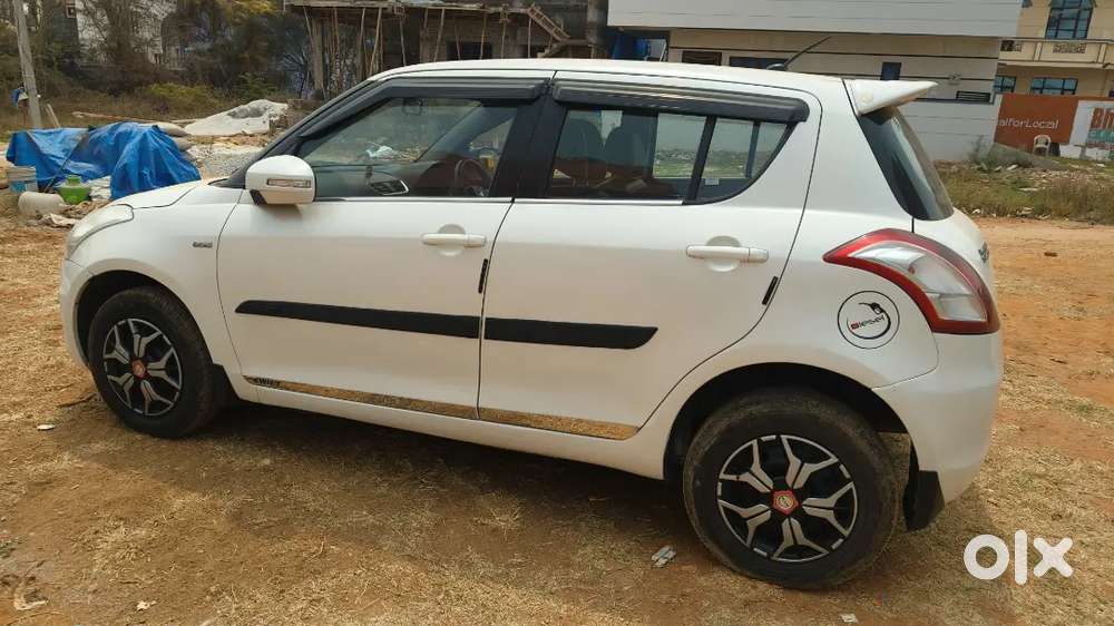 Maruti Suzuki Swift 2015 Diesel 112000 Km Driven