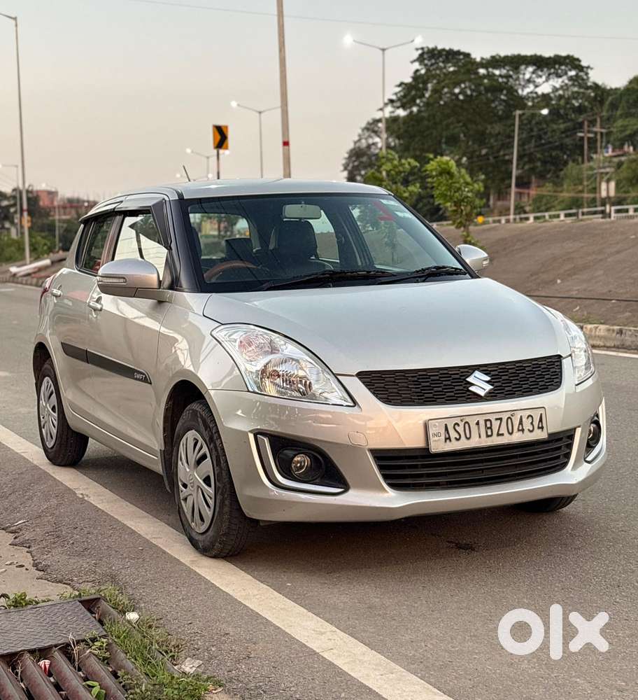 Maruti Suzuki Swift Vxi With Abs, 2016, Petrol