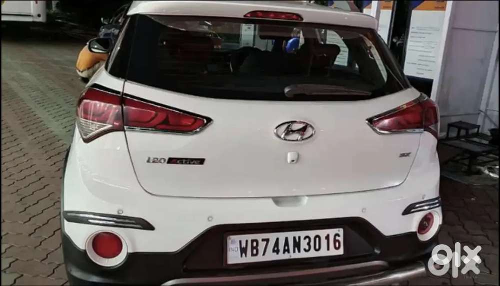 Hyundai I20 Active Sx (o) Top Model Push St2016 Petrol 30000 Km Driven
