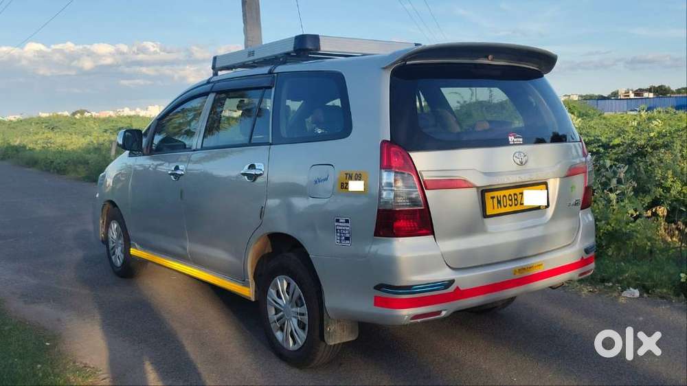 Innova 25 G Maxi Cab Diesel For Sale T-board Price Negotible