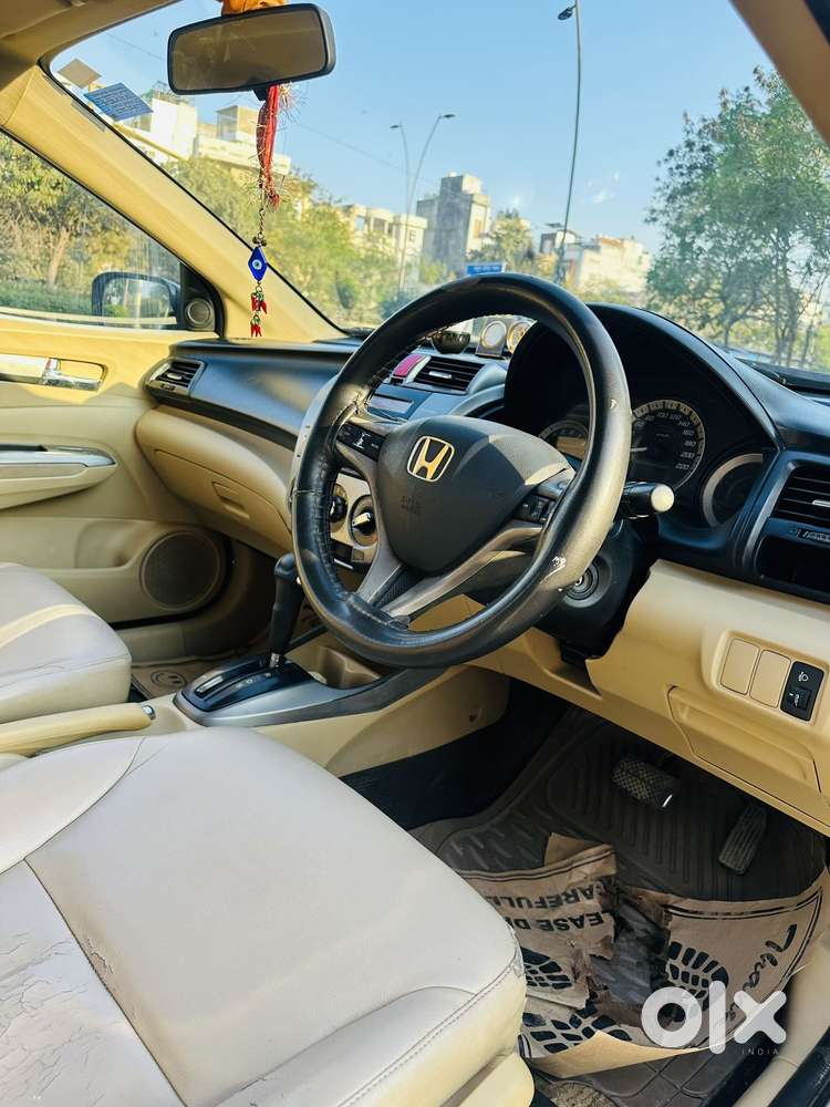 Honda City V At, 2013, Petrol